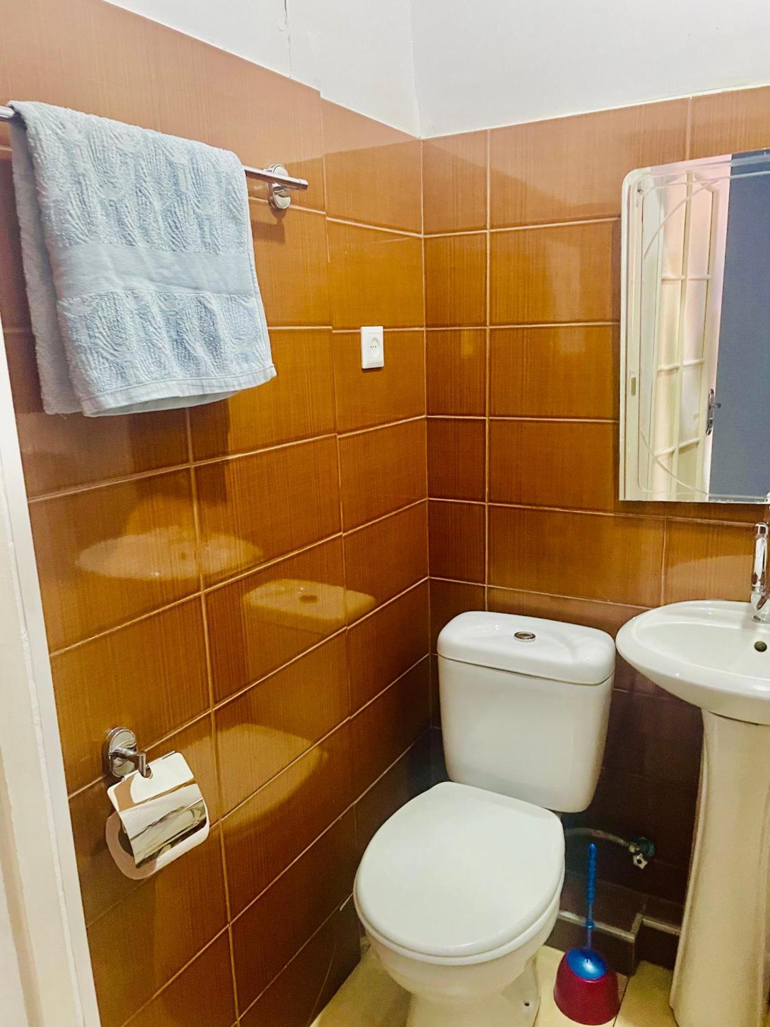 Hotel Klarastan Bon Voyage Тбилиси Экстерьер фото