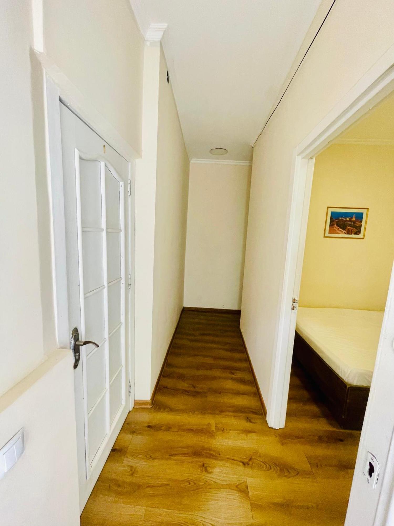 Hotel Klarastan Bon Voyage Тбилиси Экстерьер фото